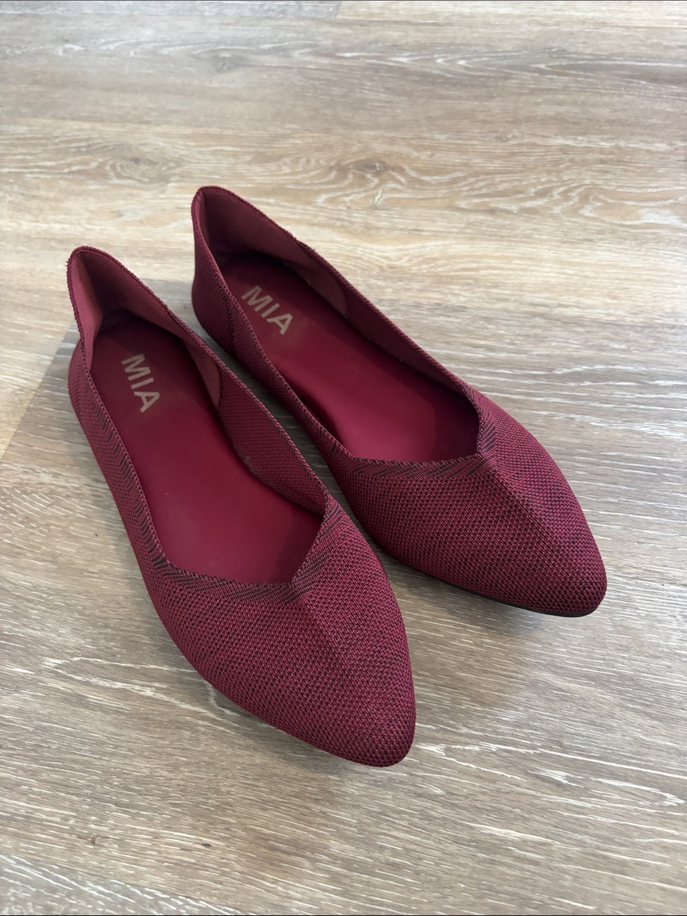 MIA Women's Pointed Knit Flats in Burgundy Red